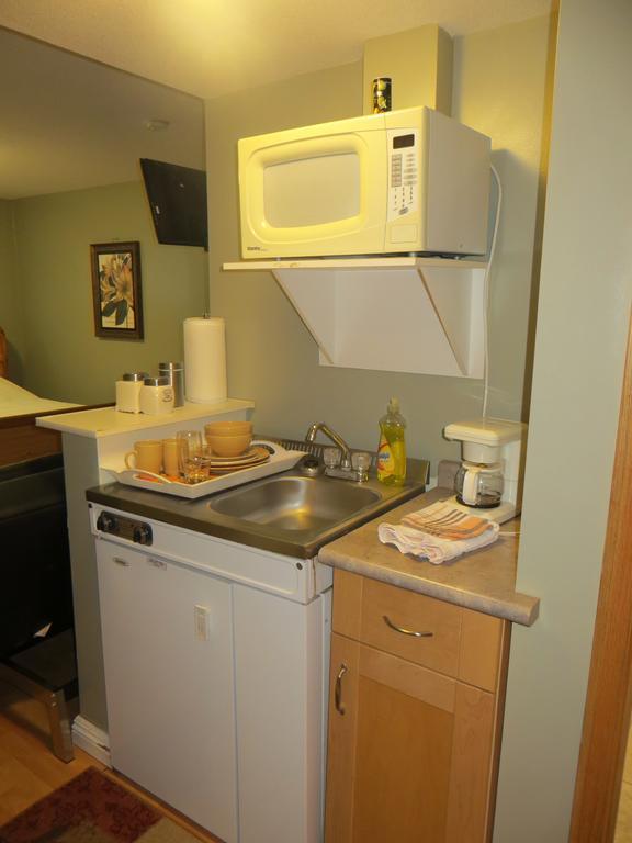 Caruso'S Accommodation Джаспър Екстериор снимка