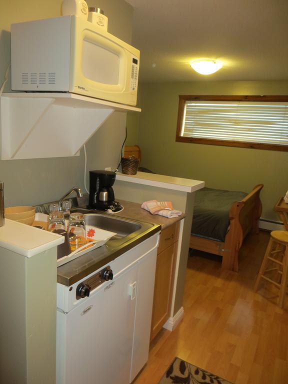 Caruso'S Accommodation Джаспър Екстериор снимка